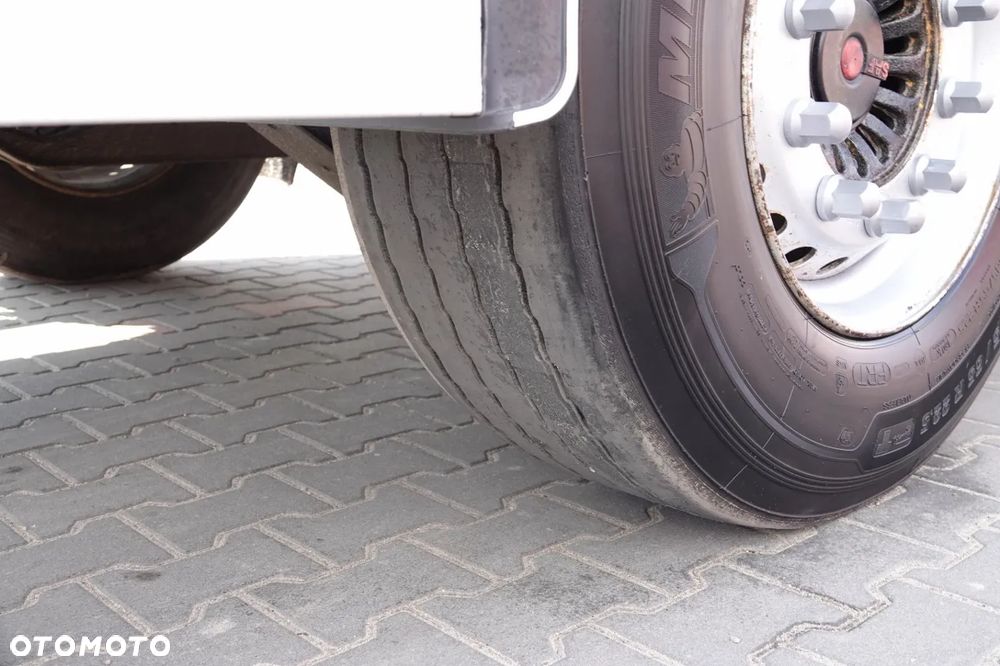 Schmitz Cargobull PRZYCZEPA  CHŁODNIA / CARIER SUPRA 1250 MT  / WINDA BAR / SAF - 23