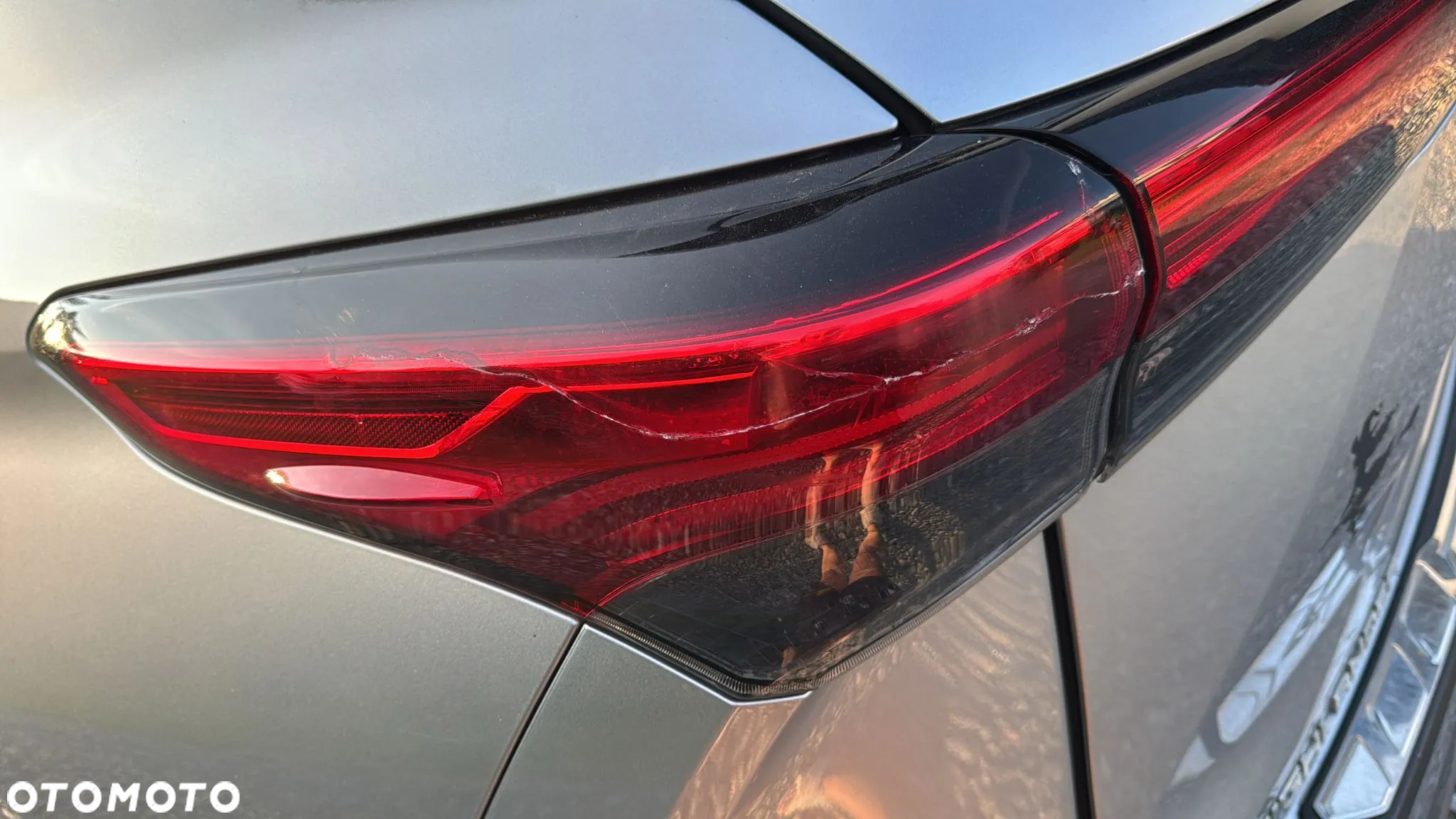 Toyota Highlander 2.5 Hybrid Executive - 23