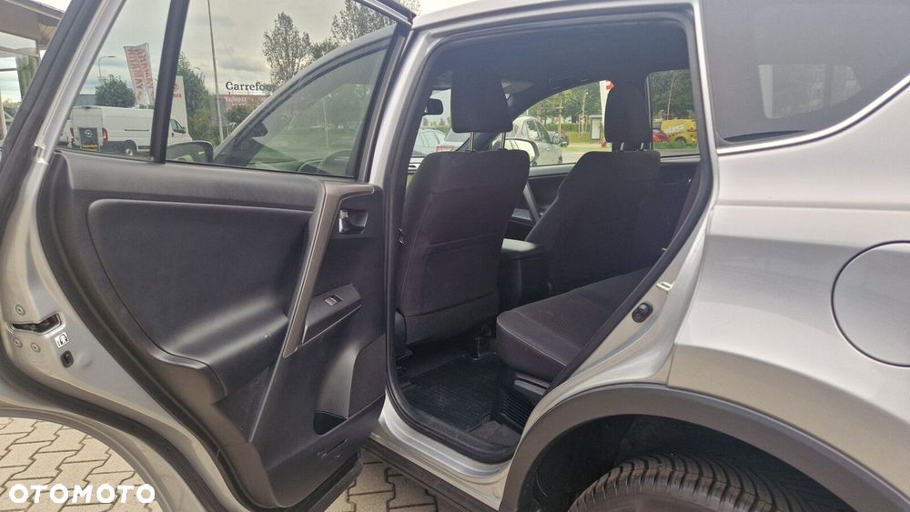 Toyota RAV4 Hybrid Premium 4x2 - 21