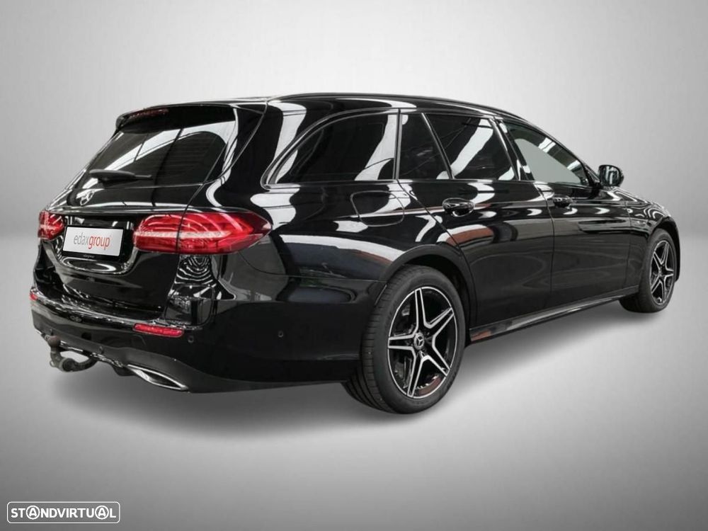 Mercedes-Benz E 300 de AMG Line - 2