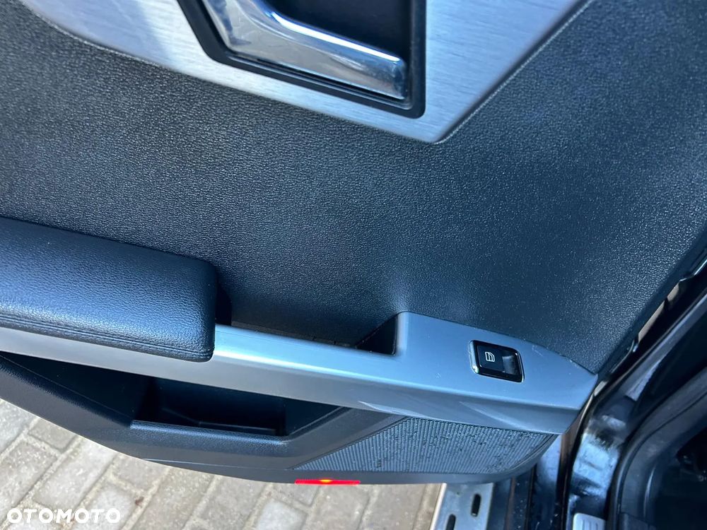 Mercedes-Benz GLK - 17