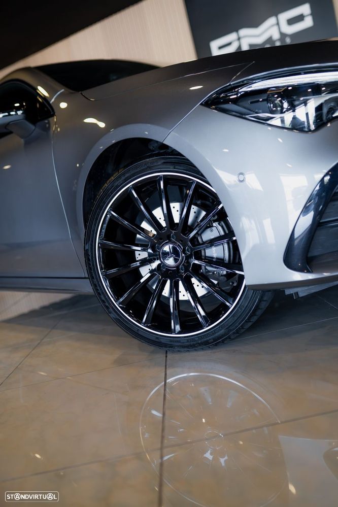 Mercedes-Benz CLA 250 e Shooting Brake AMG Line - 7