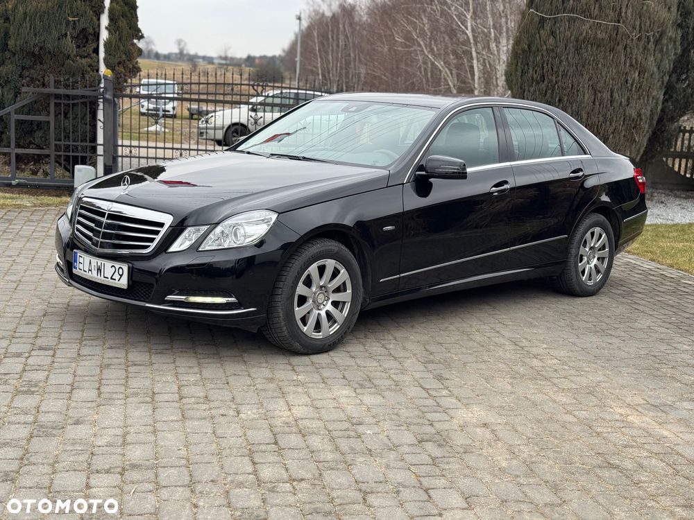 Mercedes-Benz Klasa E 250 CGI BlueEffICIENCY Elegance - 6
