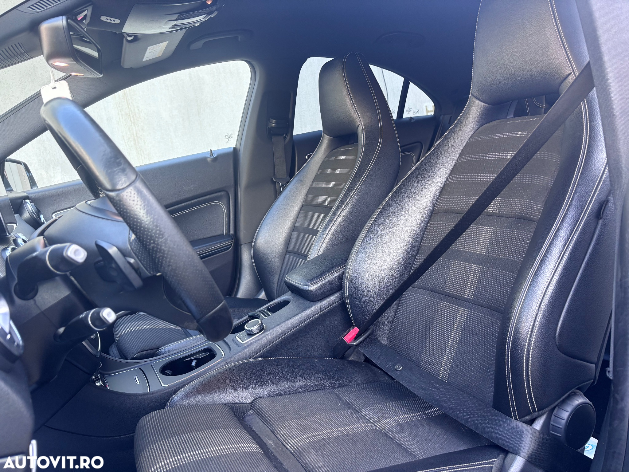 Mercedes-Benz CLA - 14