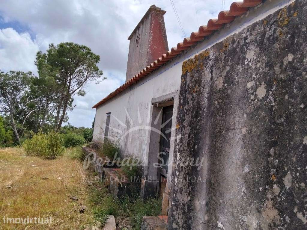 Prédio Misto em S. Francisco Da Serra - Grande imagem: 5/33