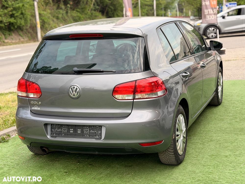 Volkswagen Golf - 9