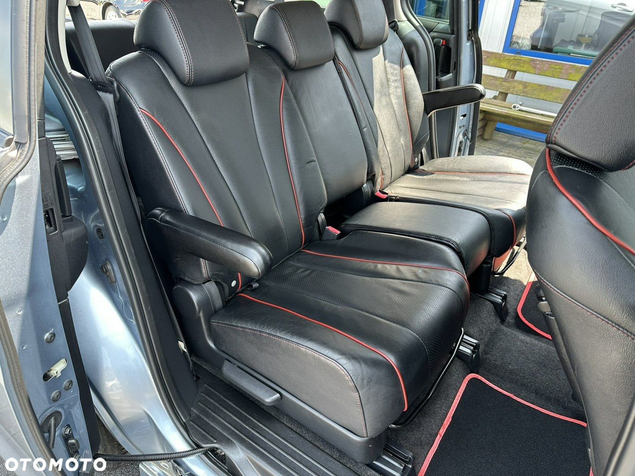 Mazda 5 - 19