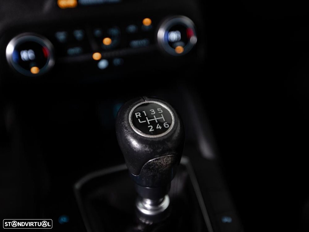 Ford Focus SW 1.5 TDCi EcoBlue Titanium - 20