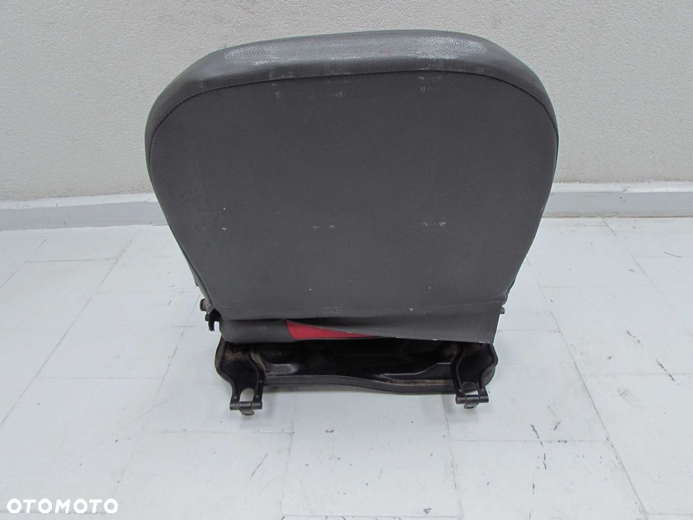 PIAGGIO PORTER HIJET PFAU QUARGO 06- FOTEL SIEDZENIE PASAZERA PRAWY - 9