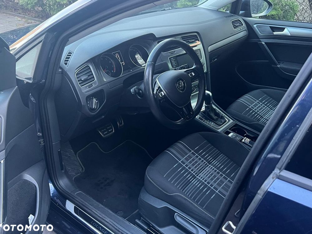 Volkswagen Golf 1.4 TSI BMT Comfortline DSG - 17