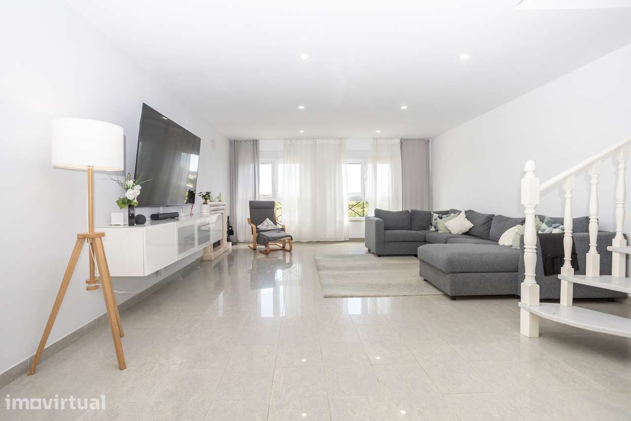 Mais do que um T4 Duplex: um lar pensado para viver cada momento em gr - Grande imagem: 5/60
