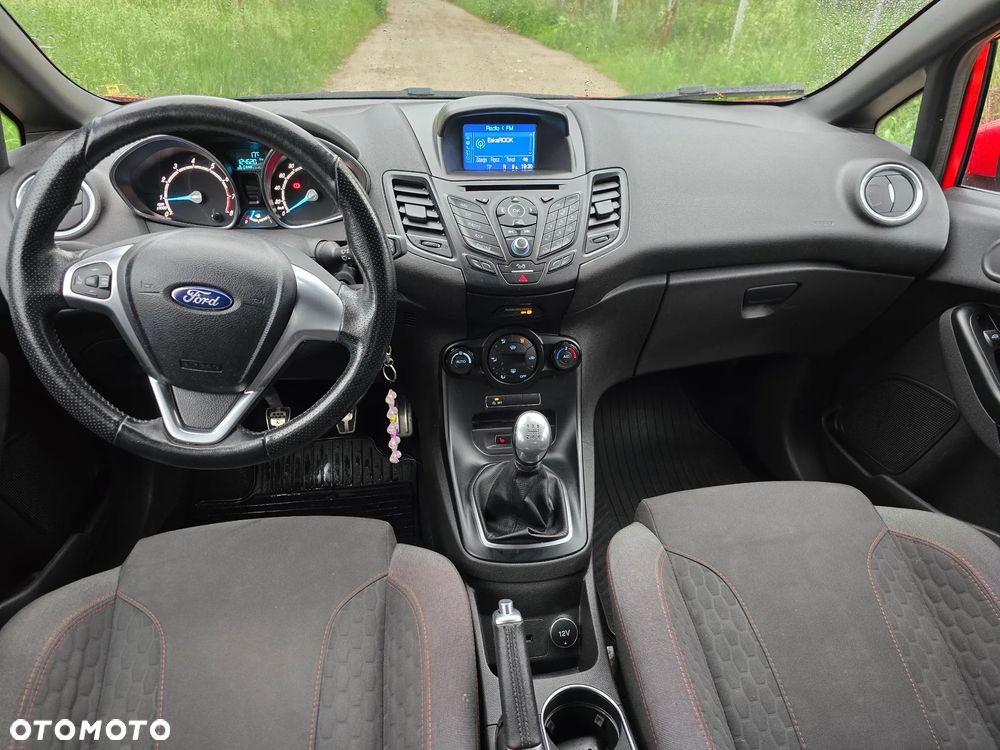 Ford Fiesta 1.0 EcoBoost S&S ST-LINE X - 9