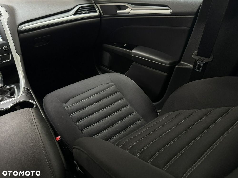 Ford Mondeo 2.0 TDCi Trend PowerShift - 21