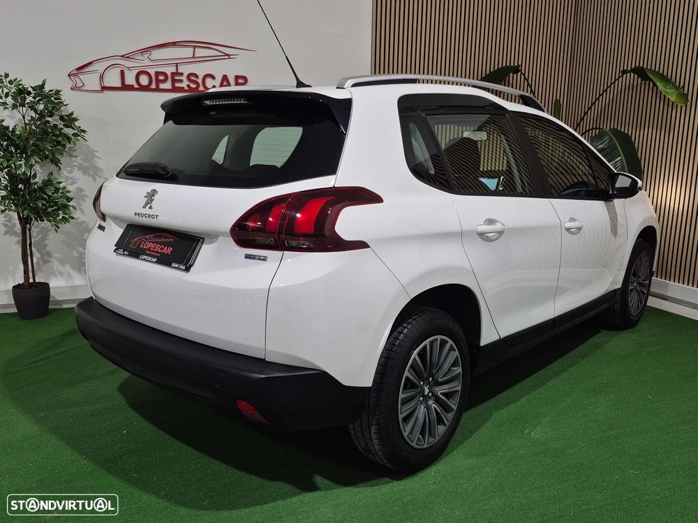 Peugeot 2008 1.2 PureTech Style - 5