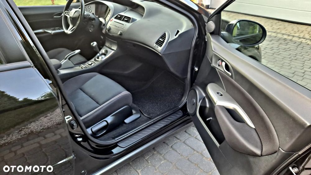 Honda Civic 1.8 Comfort - 8