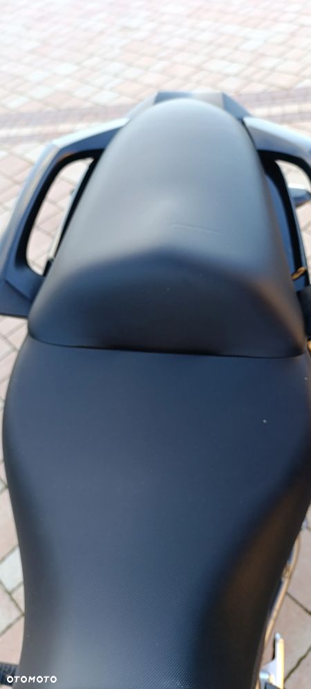 Kawasaki Versys 650 - 10