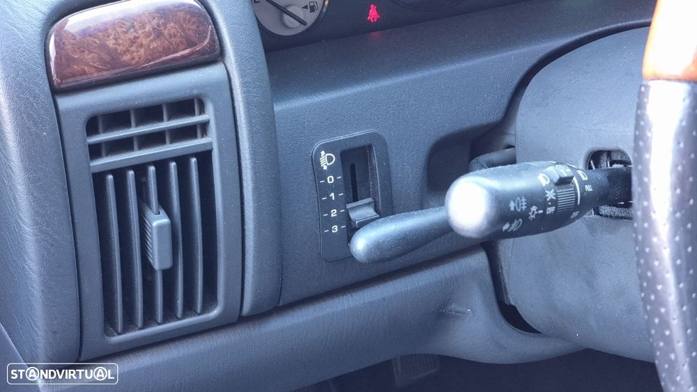 Jeep Grand Cherokee 2.7 CRD Overland - 8