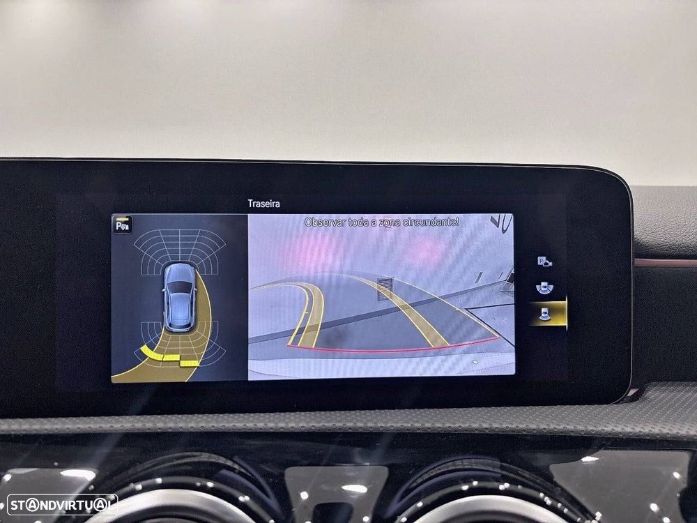 Mercedes-Benz A 160 AMG Line - 18