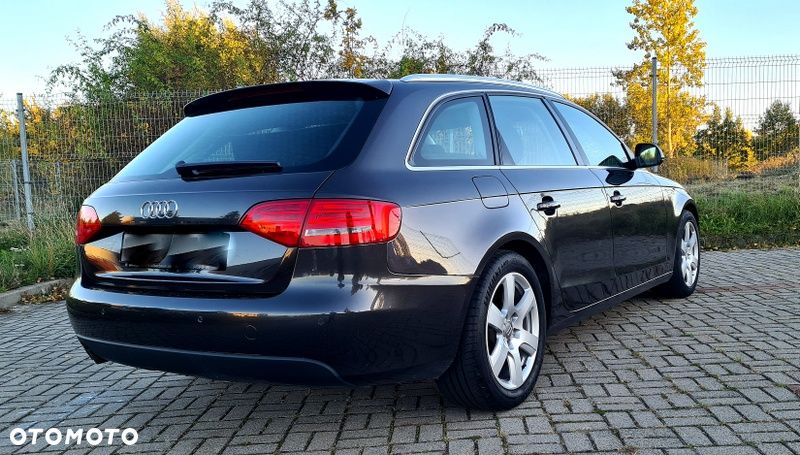 Audi A4 Avant 2.0 TDI - 6