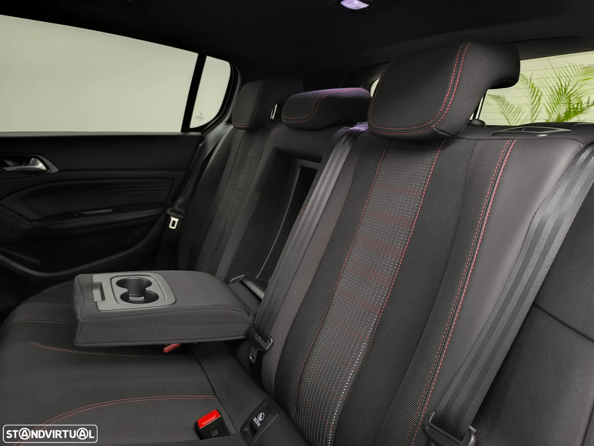 Peugeot 308 1.2 PureTech GT Line - 31