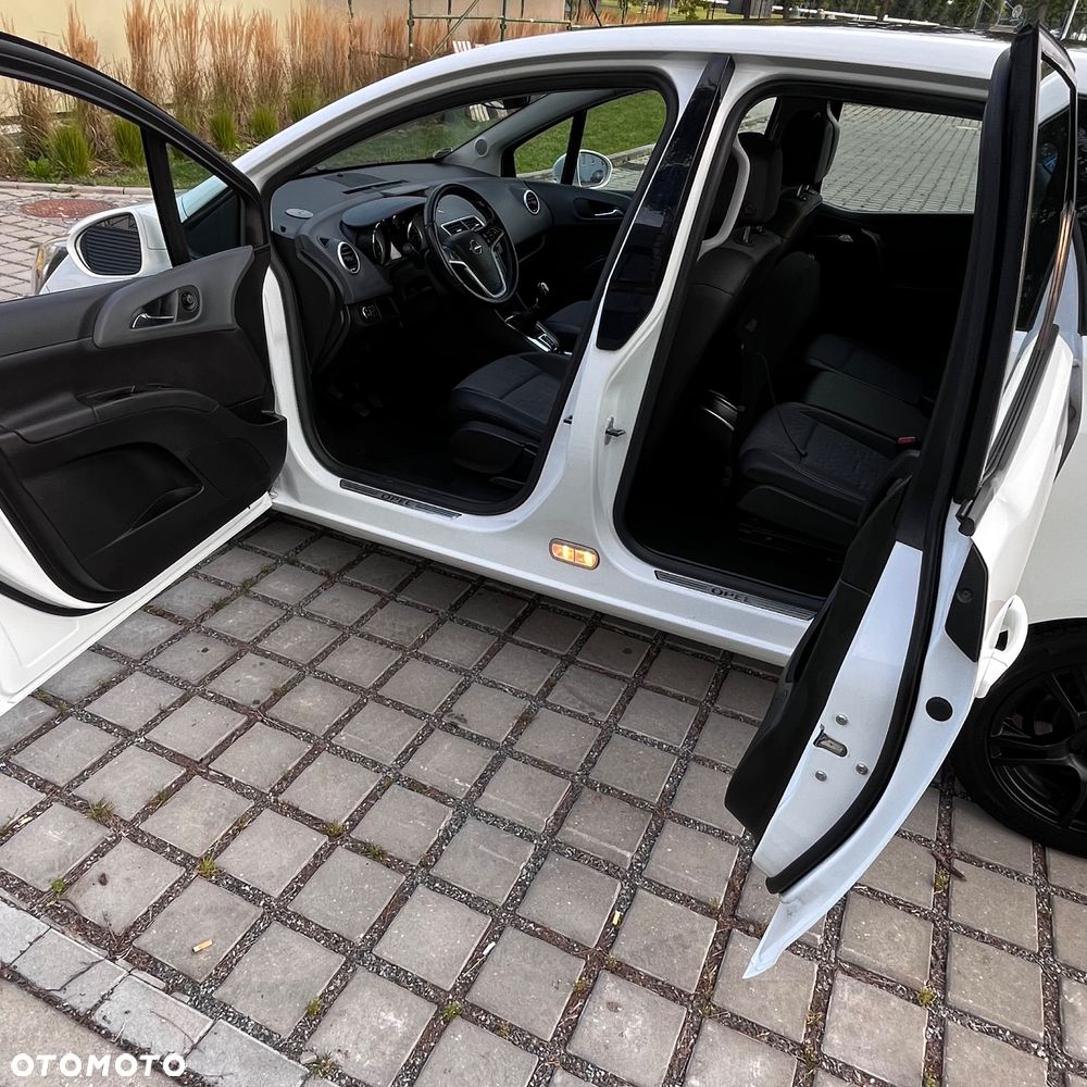 Opel Meriva 1.4 T Cosmo - 24