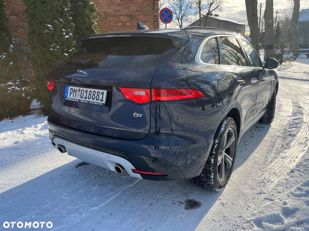 Jaguar F-Pace - 13