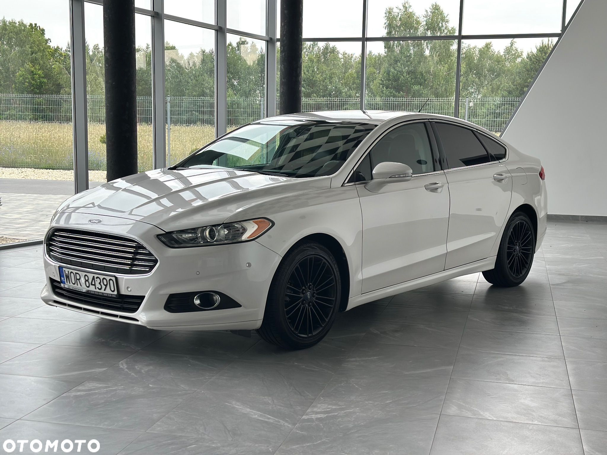 Ford Fusion - 1