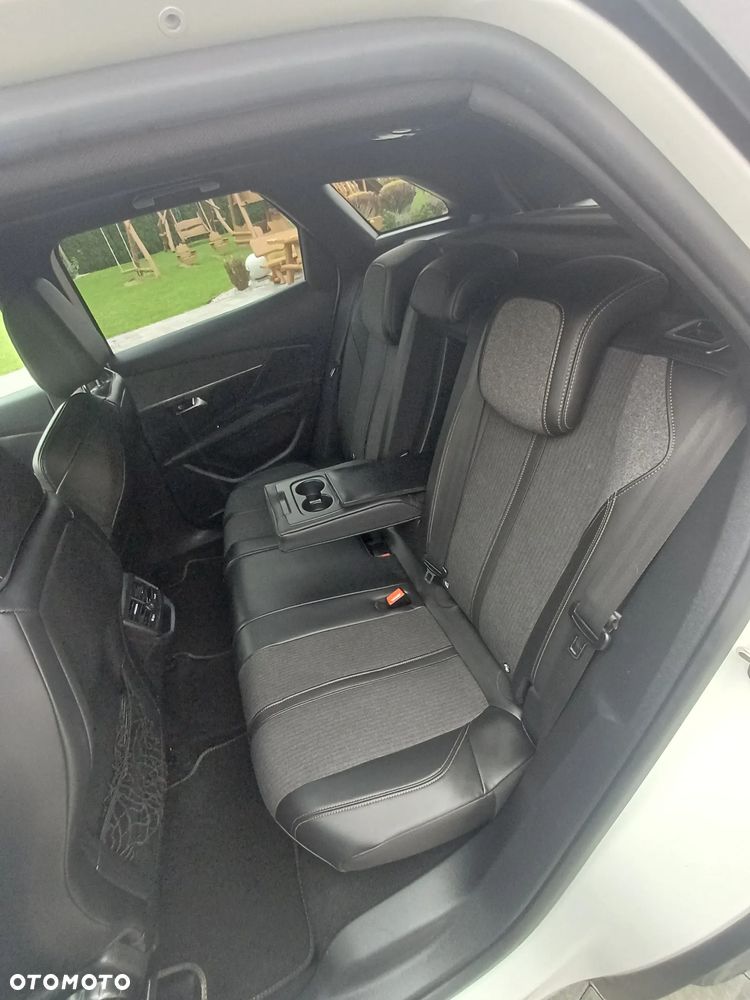 Peugeot 3008 BlueHDi 130 Stop & Start EAT8 GT - 17