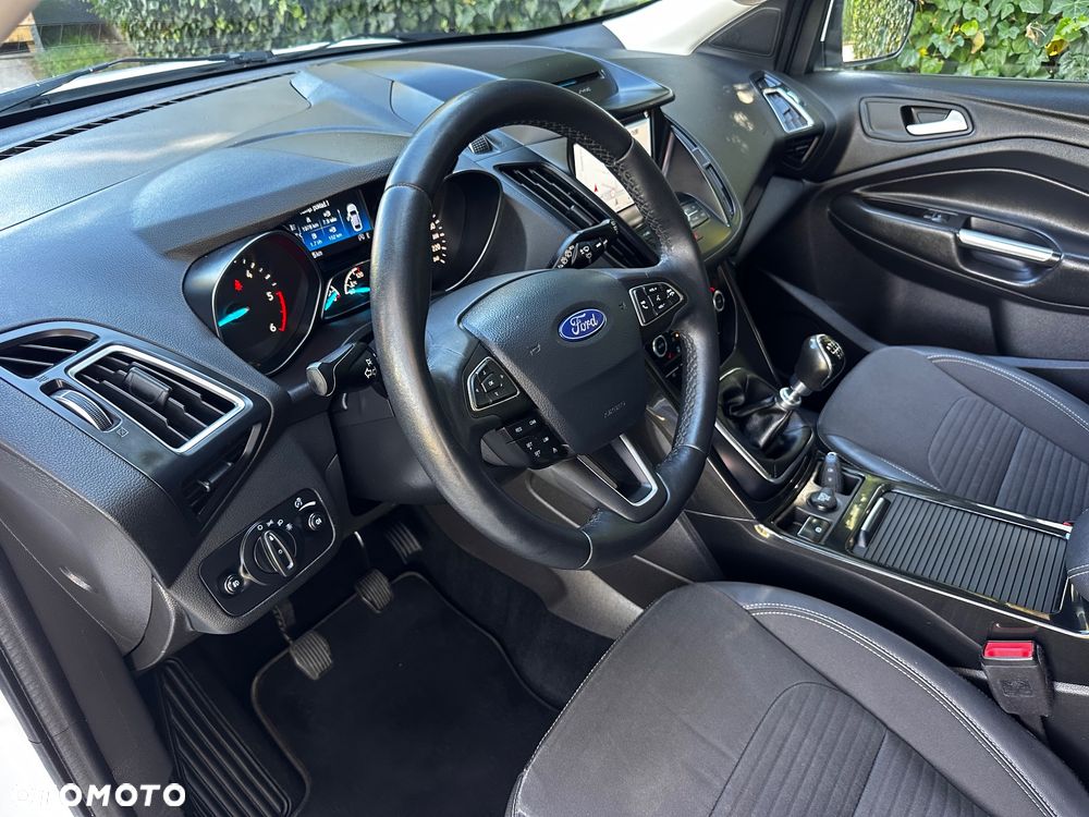 Ford Kuga 2.0 TDCi 4WD Titanium Plus - 17
