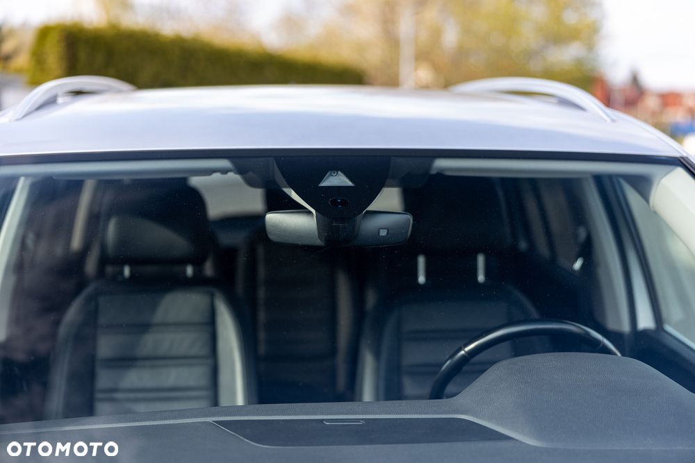 Volkswagen Touran 2.0 TDI BMT Highline DSG - 15