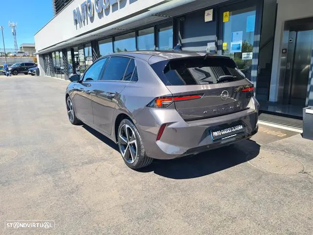 Opel Astra 1.2 T GS - 7