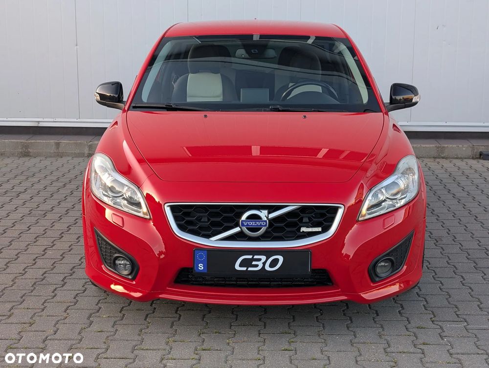 Volvo C30 D4 R-Design - 3