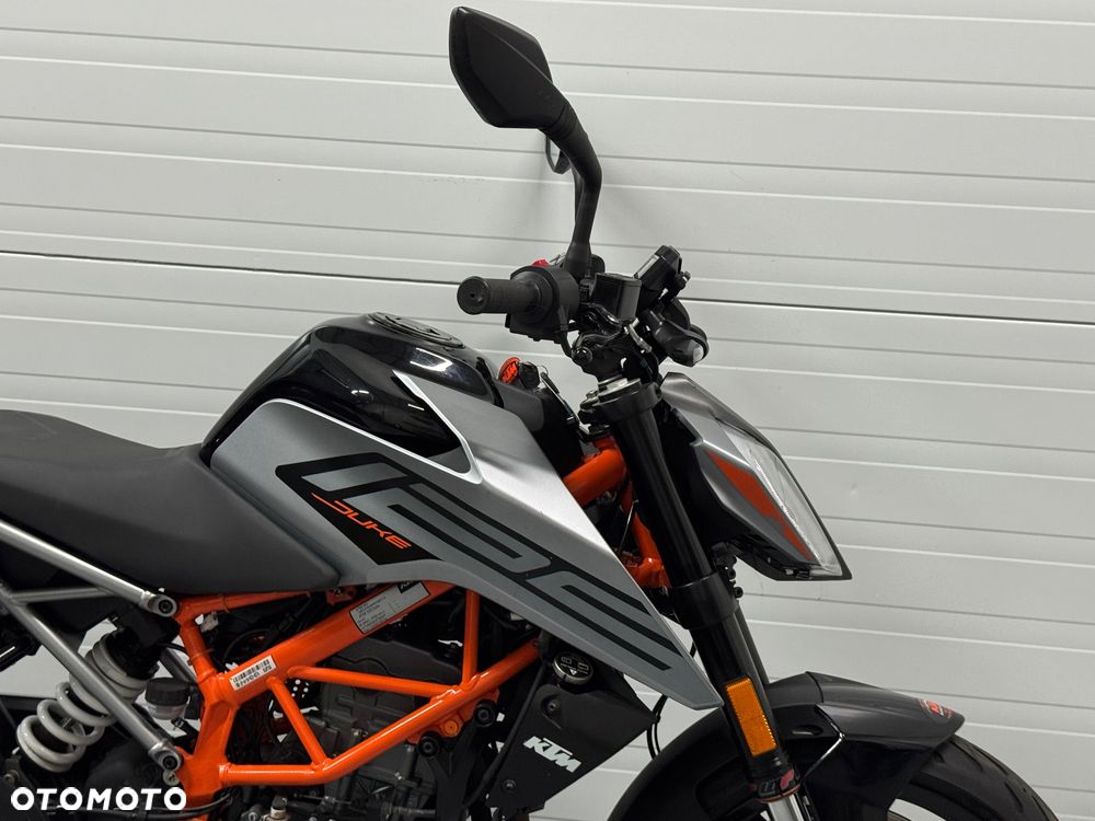 KTM Duke - 4