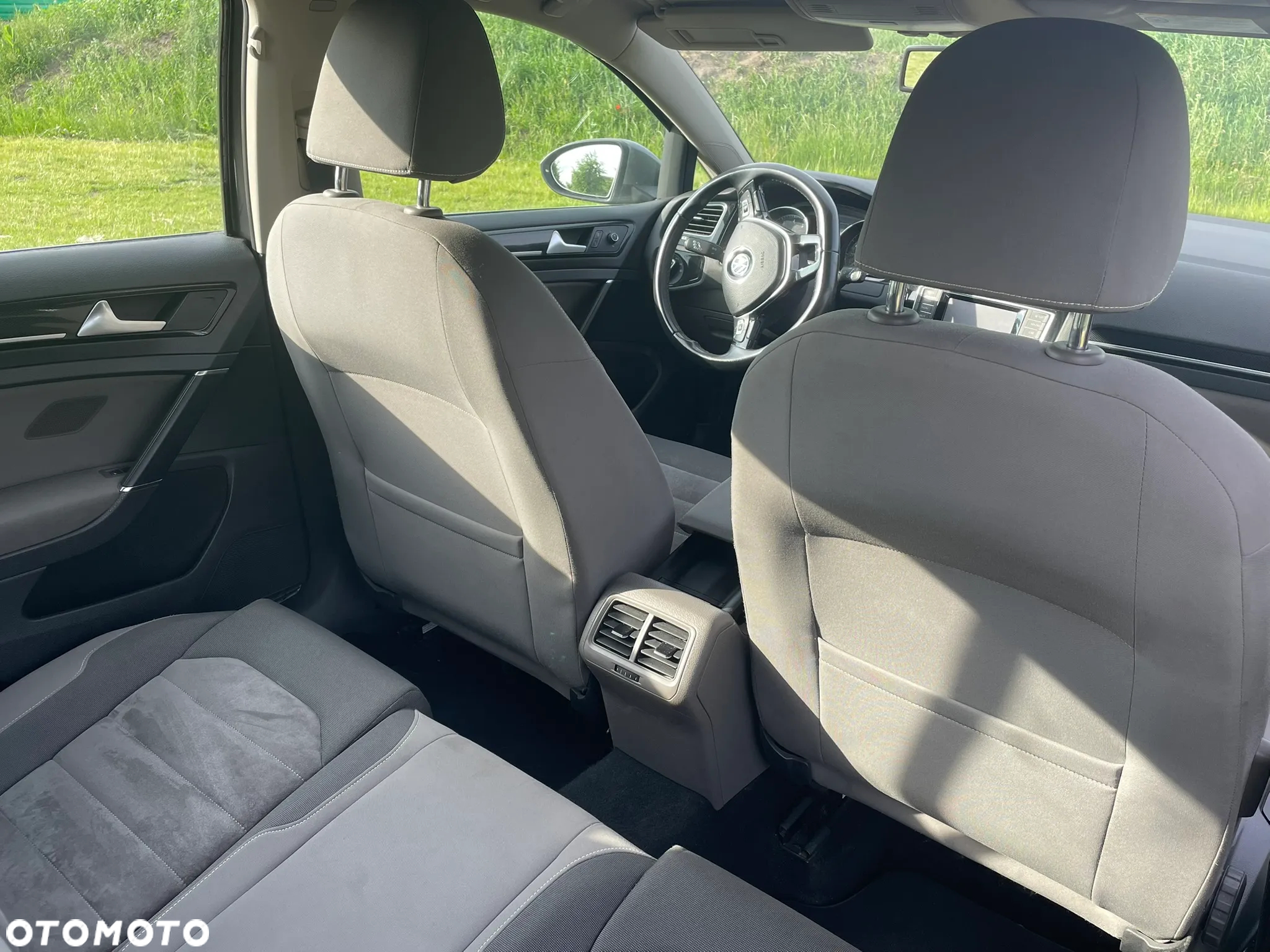 Volkswagen Golf VII 1.4 TSI BMT Highline - 16