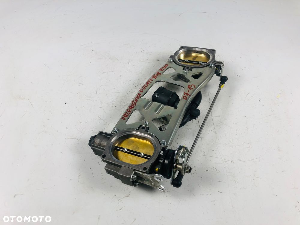 Ducati 848 Evo 07-13 przepustnica - 2