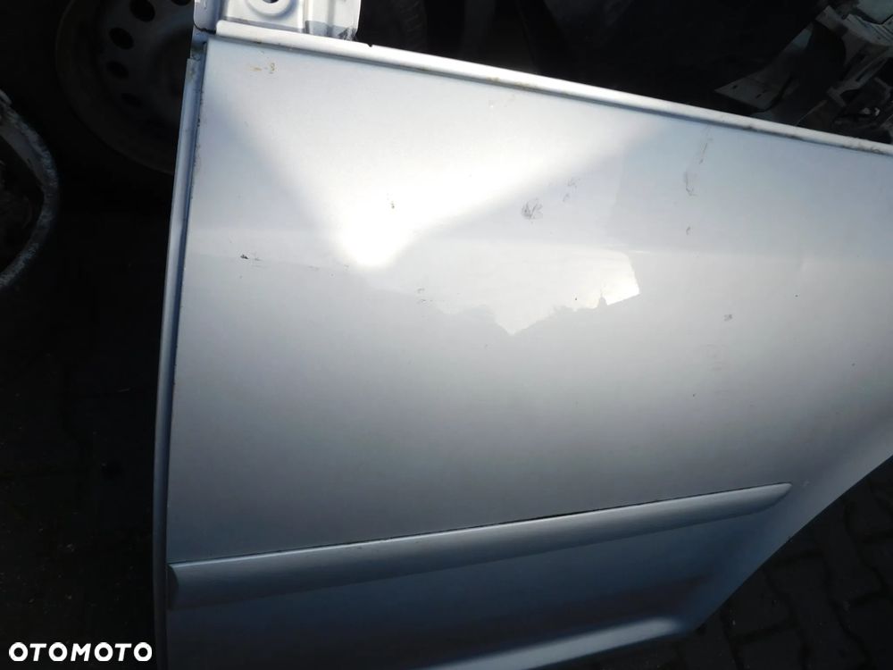 drzwi lewe tył VW TOURAN I SREBRNE LA7W - 10