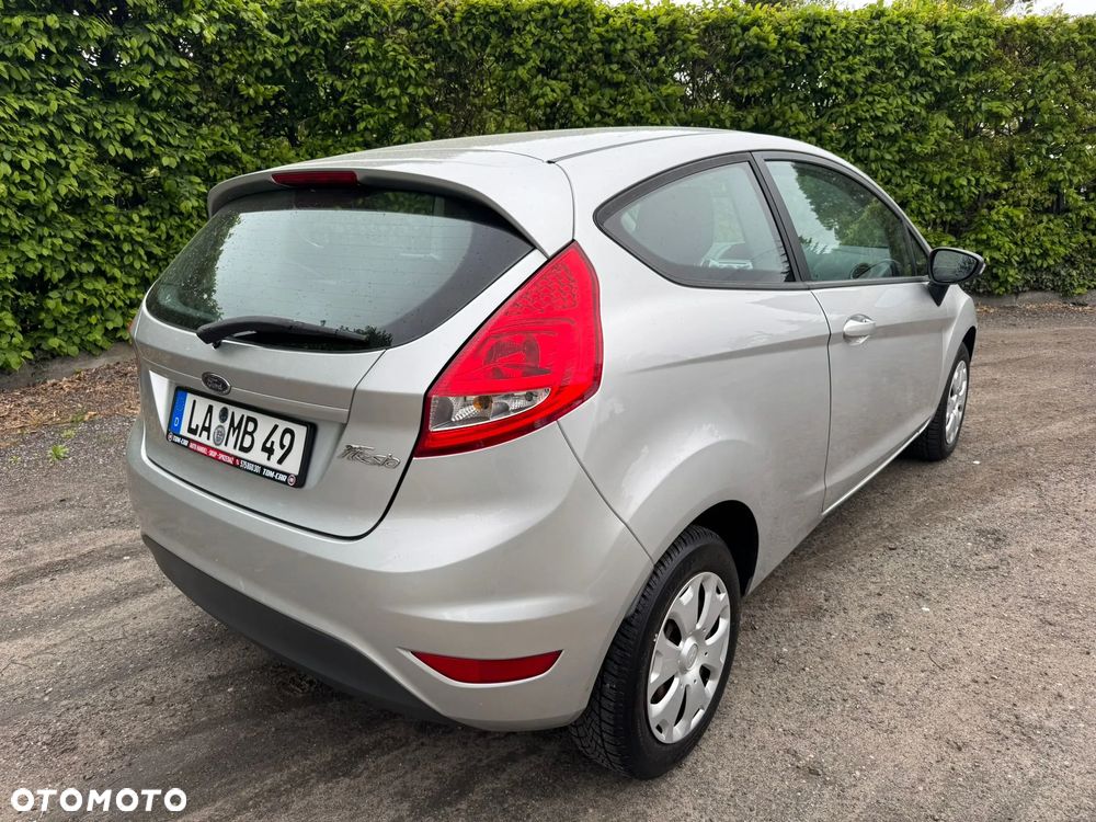 Ford Fiesta 1.25 Trend Edition - 6