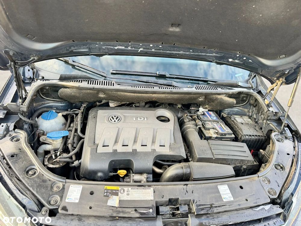 Volkswagen Touran 2.0 TDI DPF Comfortline DSG - 10