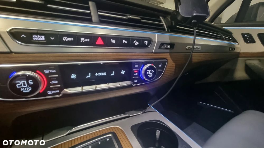 Audi Q7 - 11
