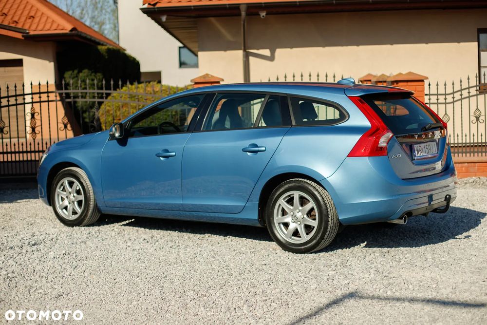 Volvo V60 D3 Geartronic Momentum - 3