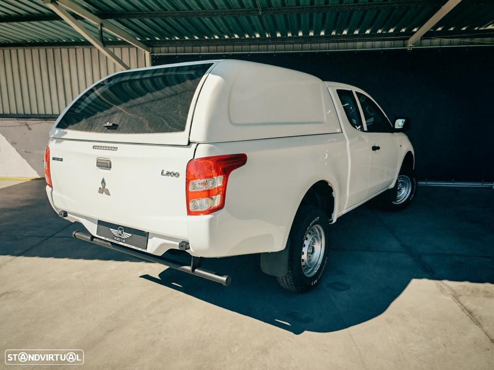 Mitsubishi l200 - 6