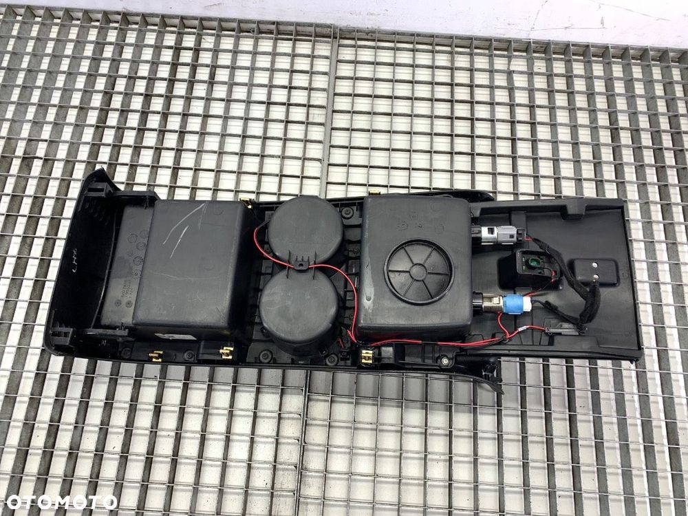 SCHOWEK TUNELU  DODGE GRAND CARAVAN 2007 - 2022 3.6 211 kW [287 KM] benzyna 2010 - 2022 - 4