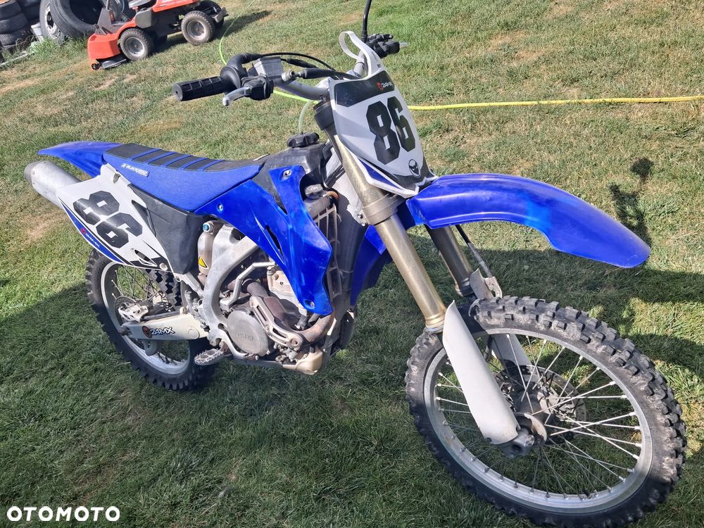 Yamaha YZF - 3