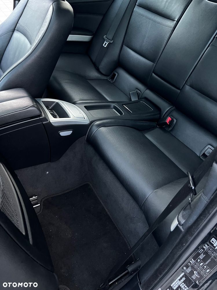 BMW Seria 3 330d - 28