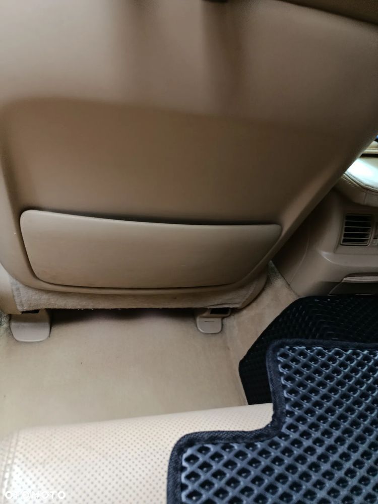 Lexus GS 300 Prestige + - 21