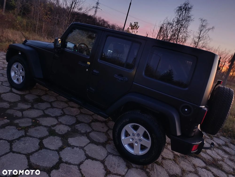 Jeep Wrangler - 4