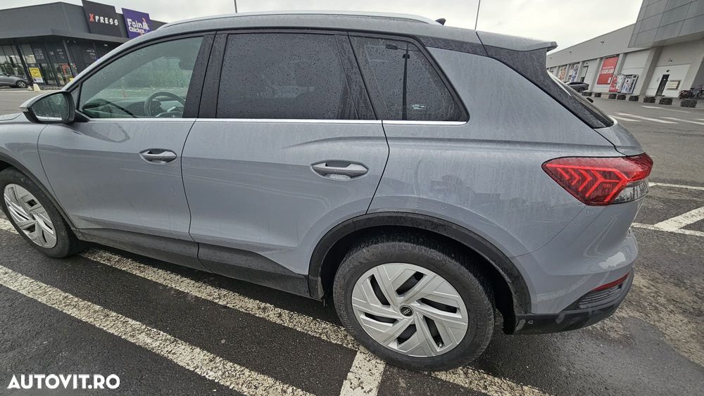 Audi Q4 e-tron SUV - 5