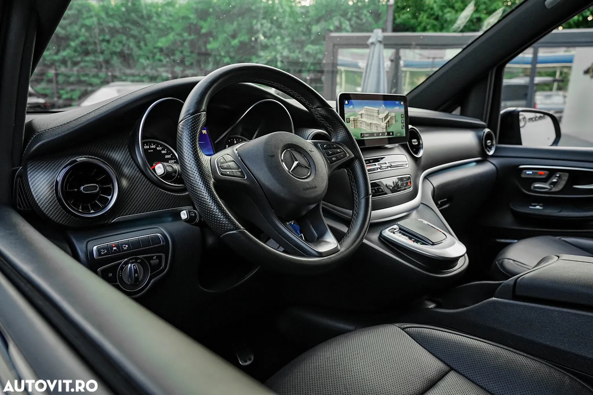 Mercedes-Benz V 300 d lang 4Matic 9G-TRONIC Avantgarde Edition 2023 - 8