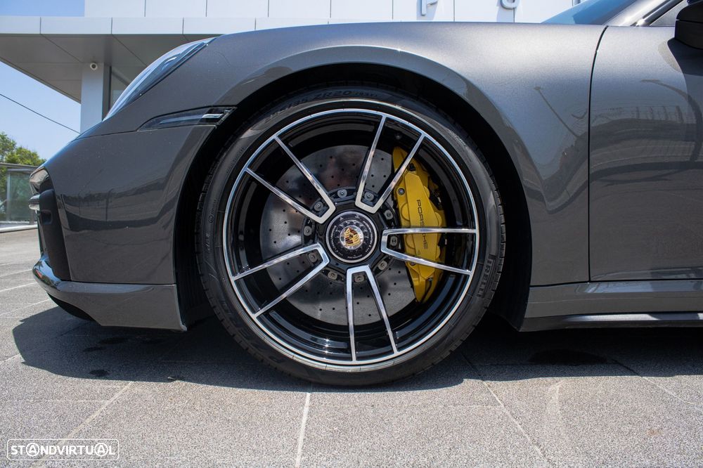 Porsche 911 (992) Turbo S PDK - 11