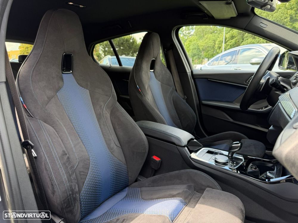 BMW M135i xDrive - 20